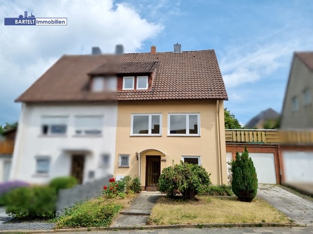 Schöne Doppelhaushälfte mit Hanglage in Sarstedt!