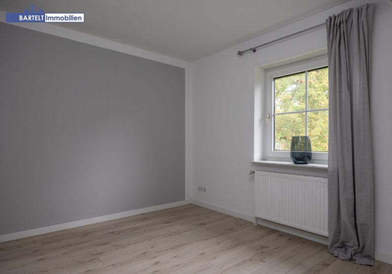 Schlafzimmer DG
