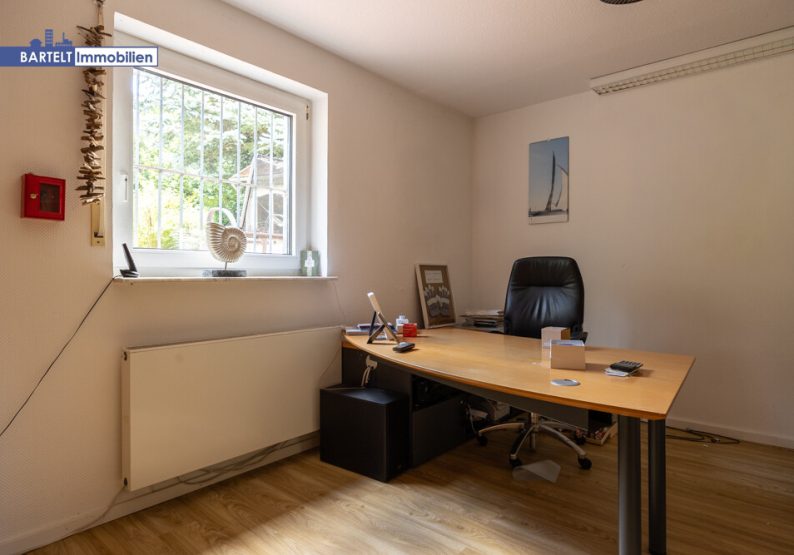Büro KG