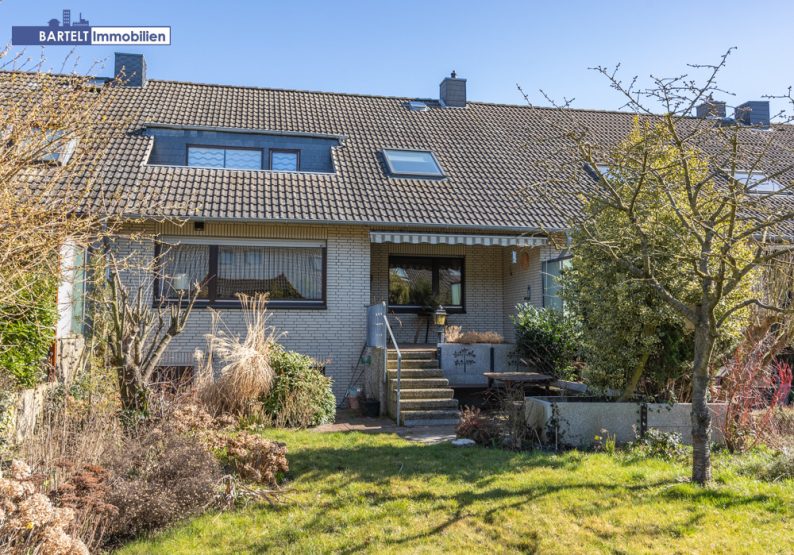 15 Garten mit Blick auf Haus