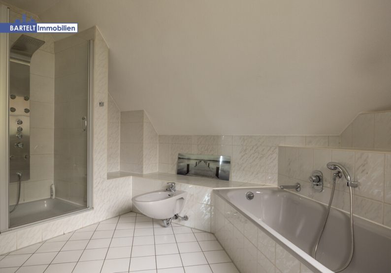 Badezimmer DG