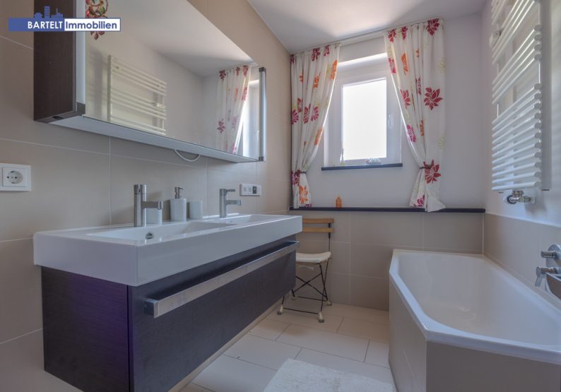 Badezimmer 2