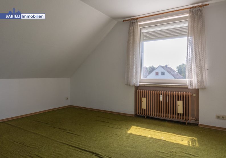 Schlafzimmer DG